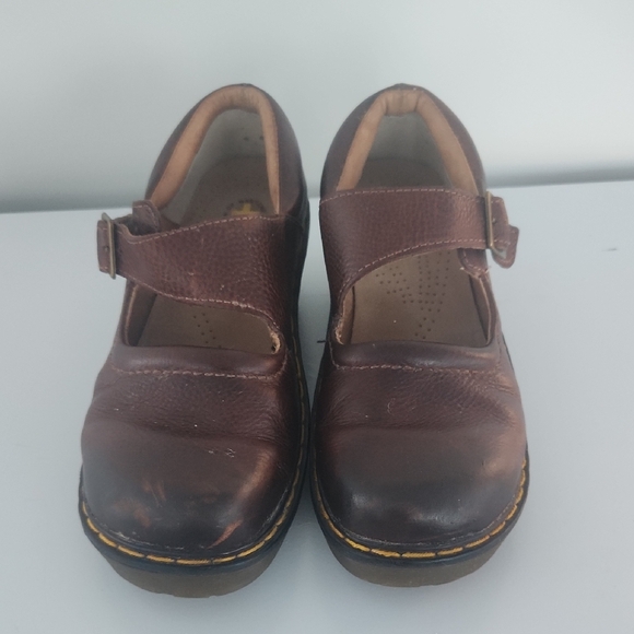 Brown Leather Dr. Maertens Mary Janes - Picture 1 of 5